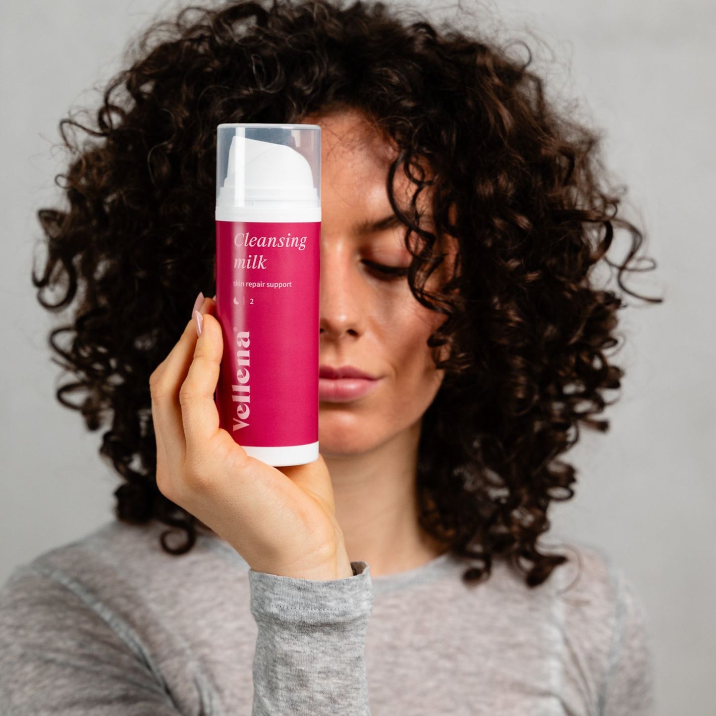 Čistící mléko na reparaci kožní bariéry 150ml | Vellena